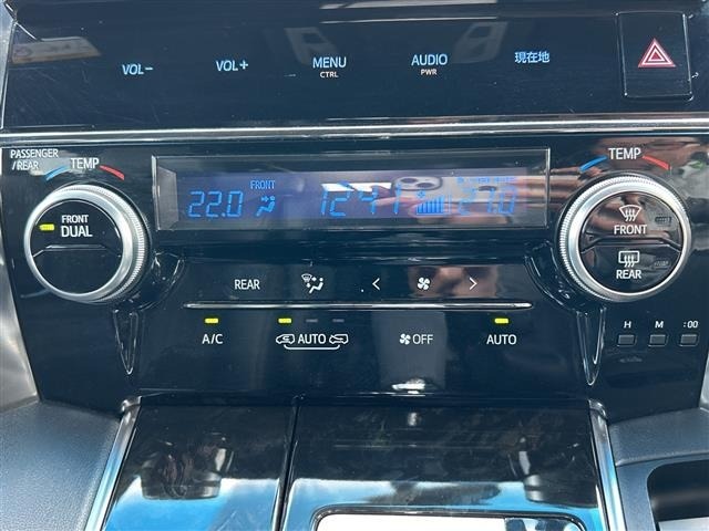 Toyota VELLFIRE 2016 8268980-2