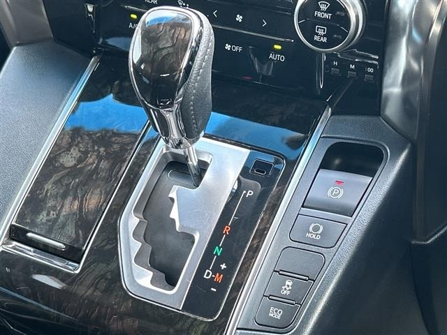 Toyota VELLFIRE 2016 8268980-4