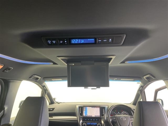 Toyota VELLFIRE 2016 8268981-11