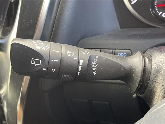 Toyota VELLFIRE 2016 8268981-3