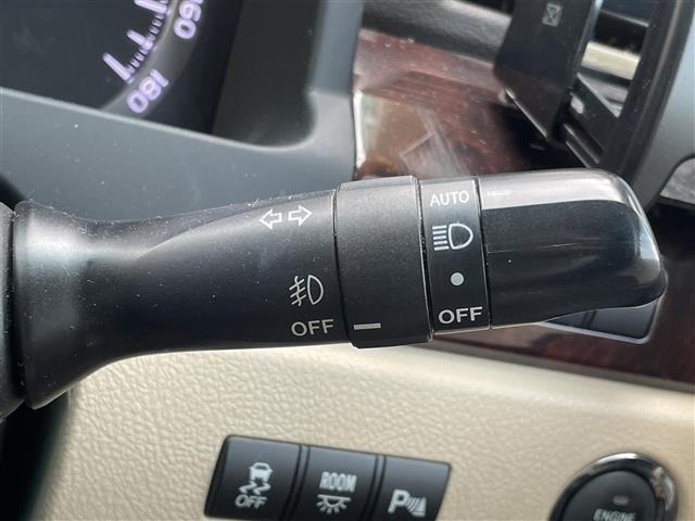 Toyota VELLFIRE 2012 8268995-17