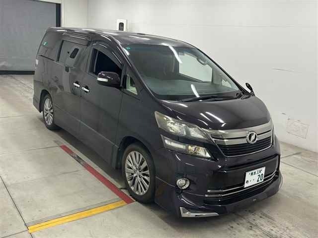 Toyota VELLFIRE 2013 8269002-0