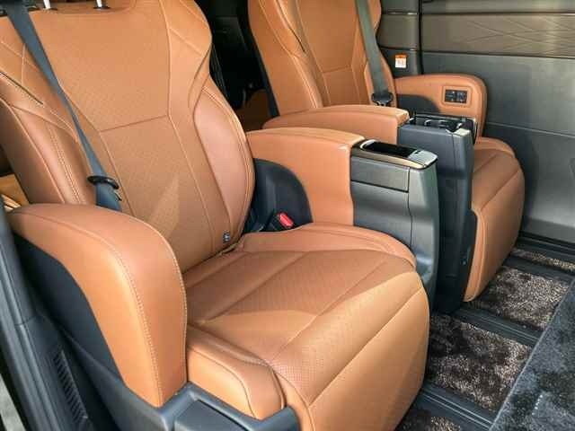 Toyota VELLFIRE 2023 8269003-8