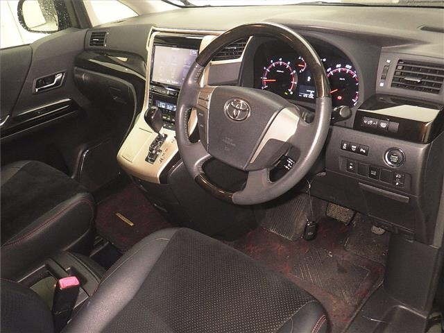 Toyota VELLFIRE 2013 8269033-3