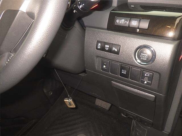 Toyota VELLFIRE 2014 8269035-9