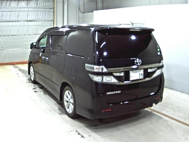 Toyota VELLFIRE 2014 8269045-1