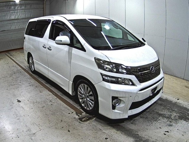 Toyota VELLFIRE 2013 8269053-0