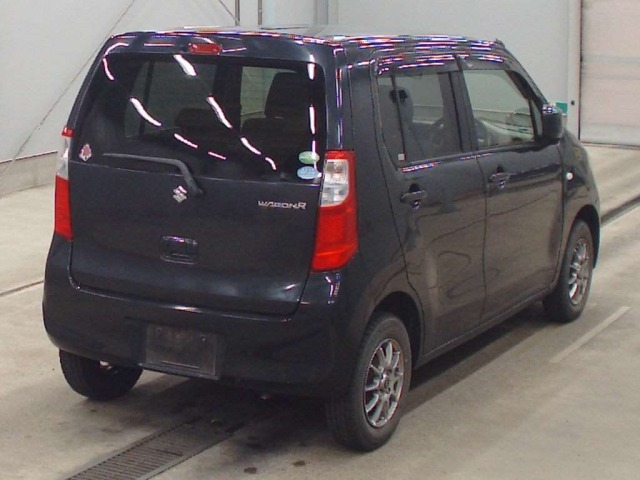 Suzuki WAGON R 2014 8272215-1