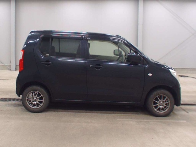 Suzuki WAGON R 2014 8272215-3