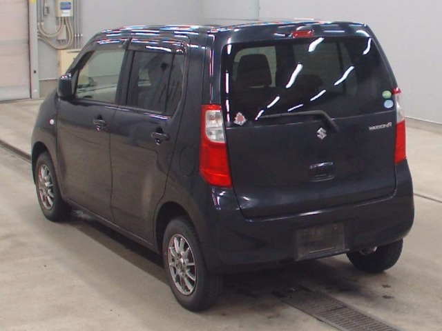 Suzuki WAGON R 2014 8272215-6