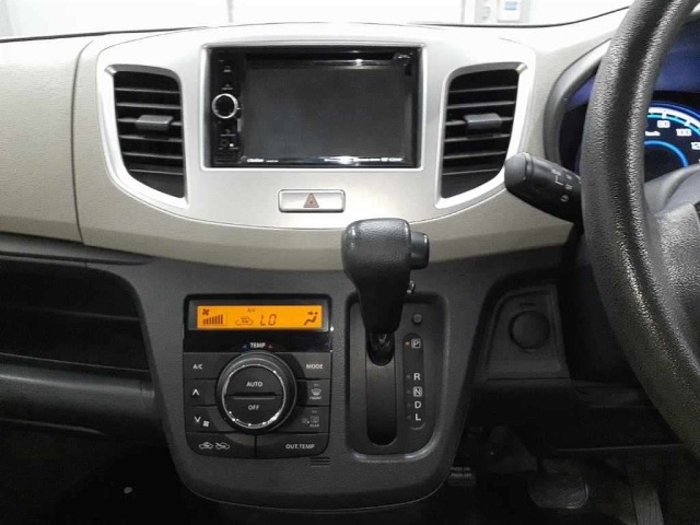 Suzuki WAGON R 2014 8272215-9