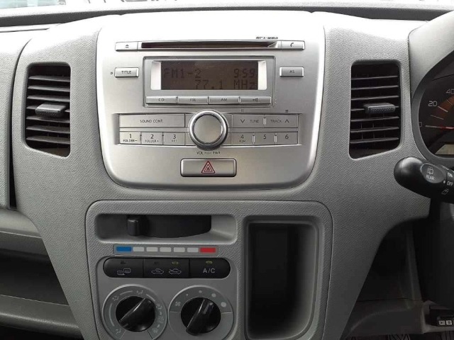 Suzuki WAGON R 2010 8272216-9