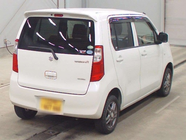Suzuki WAGON R 2015 8272217-1
