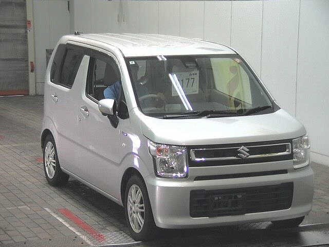 Suzuki WAGON R 2017 8272218-0