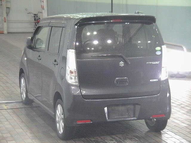Suzuki WAGON R 2013 8272220-1