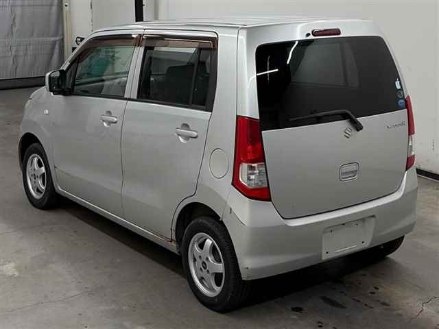 Suzuki WAGON R 2010 8272223-1