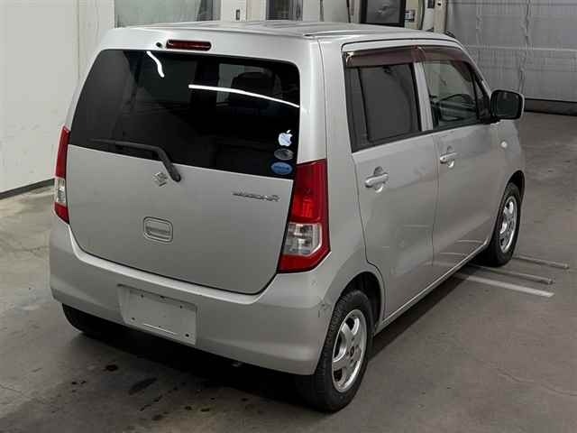 Suzuki WAGON R 2010 8272223-5
