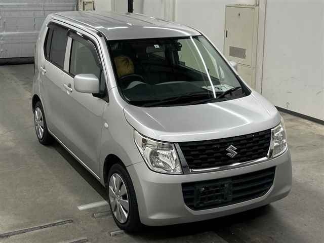 Suzuki WAGON R 2015 8272224-0