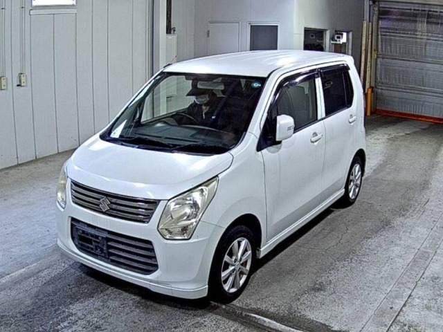 Suzuki WAGON R 2013 8272228-4