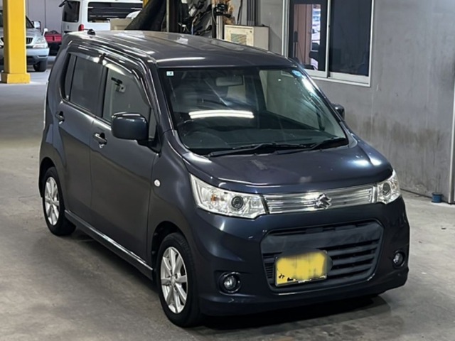 Suzuki WAGON R 2013 8272229-4