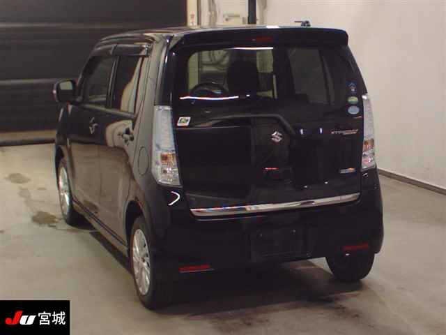 Suzuki WAGON R 2015 8272231-1