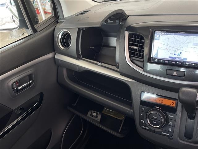 Suzuki WAGON R 2013 8272235-2