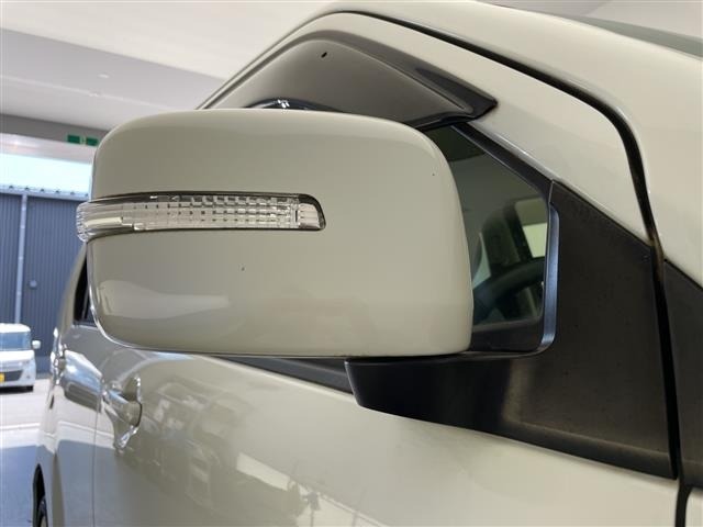 Suzuki WAGON R 2015 8272251-17