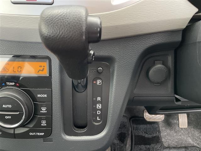 Suzuki WAGON R 2015 8272251-6