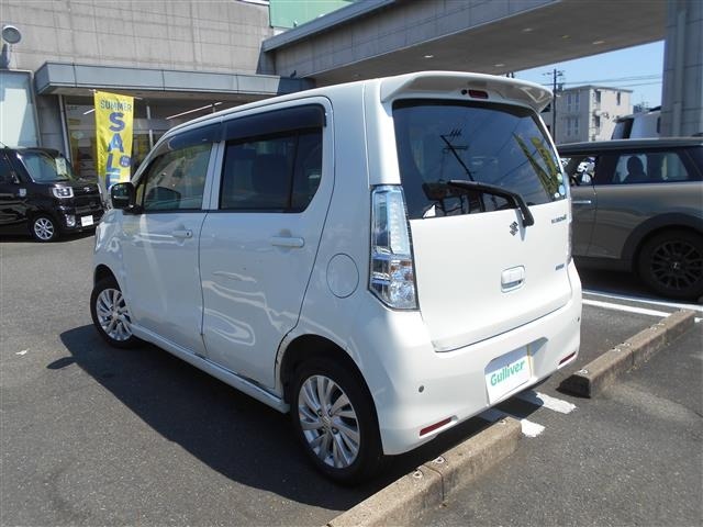 Suzuki WAGON R 2015 8272256-11