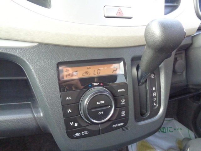 Suzuki WAGON R 2013 8272266-25