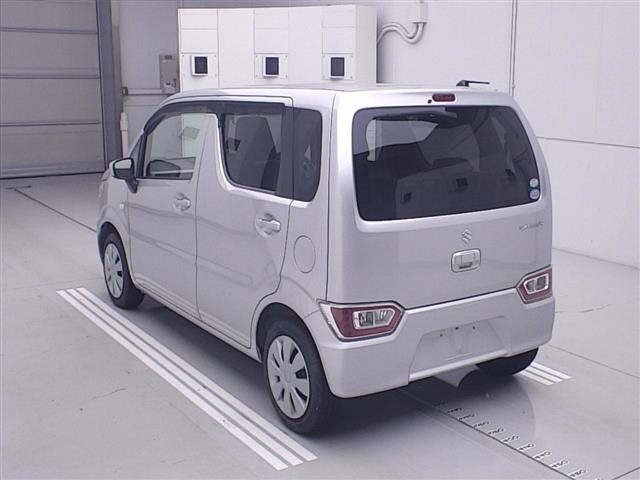 Suzuki WAGON R 2017 8272268-1