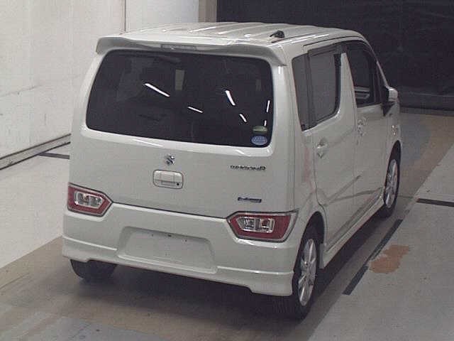 Suzuki WAGON R 2017 8272279-5
