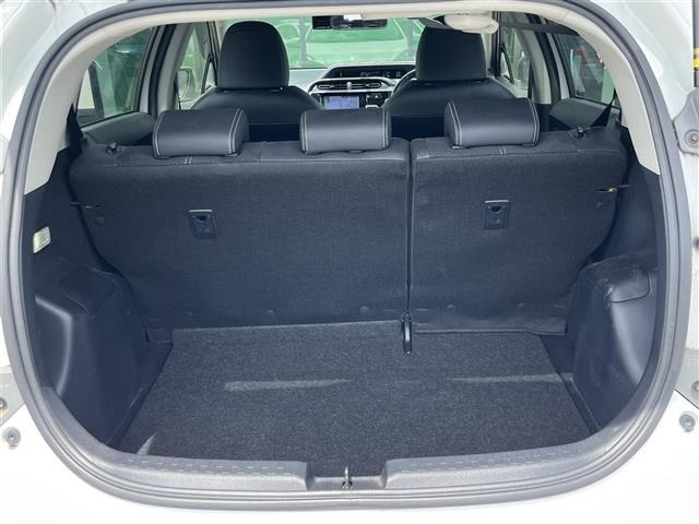 Toyota AQUA 2014 8274070-12