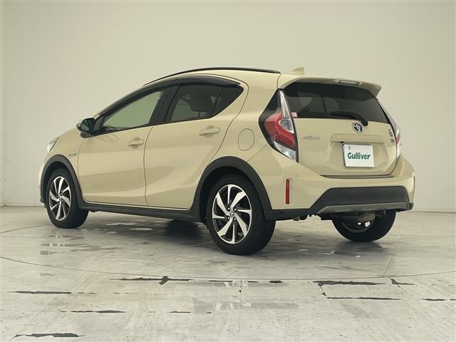 Toyota AQUA 2018 8274077-14