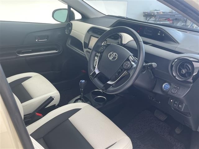 Toyota AQUA 2018 8274077-23