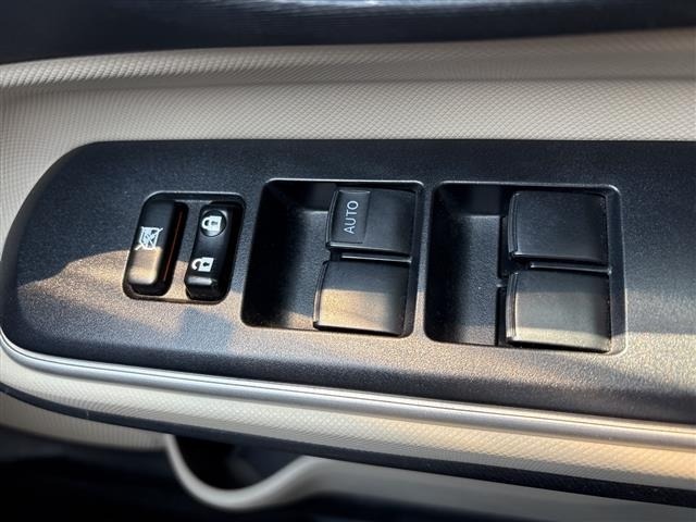 Toyota AQUA 2013 8274084-2