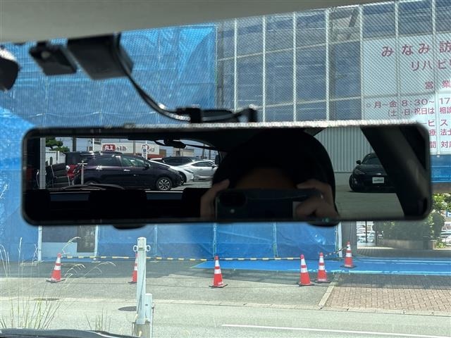 Toyota AQUA 2013 8274084-6