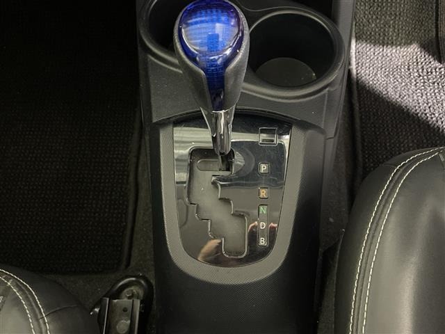 Toyota AQUA 2016 8274099-12