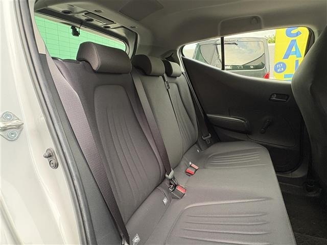 Toyota AQUA 2022 8274104-10