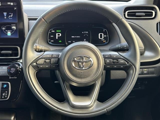 Toyota AQUA 2021 8274117-17