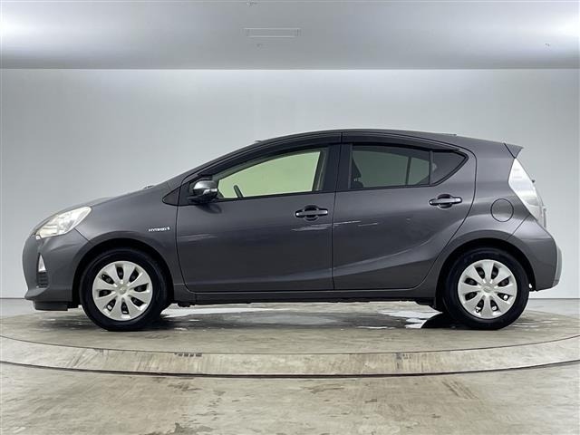 Toyota AQUA 2014 8274154-10