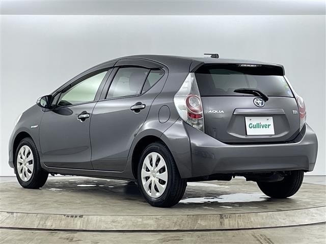 Toyota AQUA 2014 8274154-11