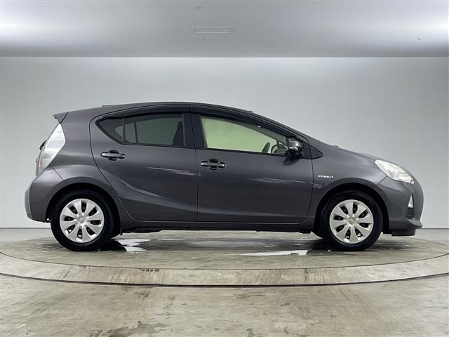 Toyota AQUA 2014 8274154-22