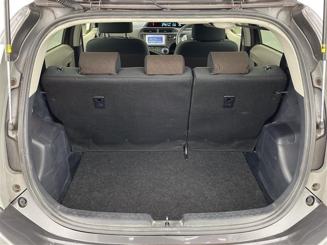 Toyota AQUA 2014 8274154-3