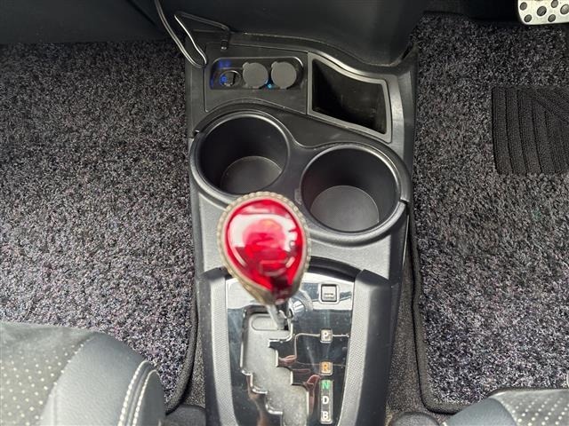 Toyota AQUA 2014 8274155-3