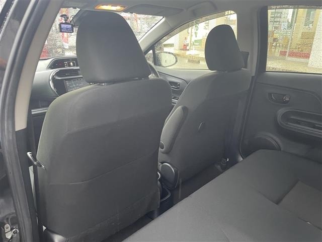 Toyota AQUA 2018 8274156-11