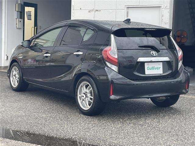 Toyota AQUA 2018 8274156-14