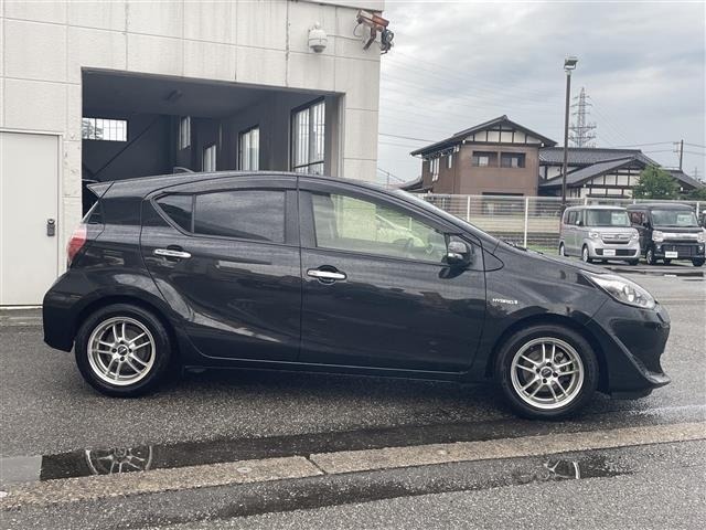 Toyota AQUA 2018 8274156-2