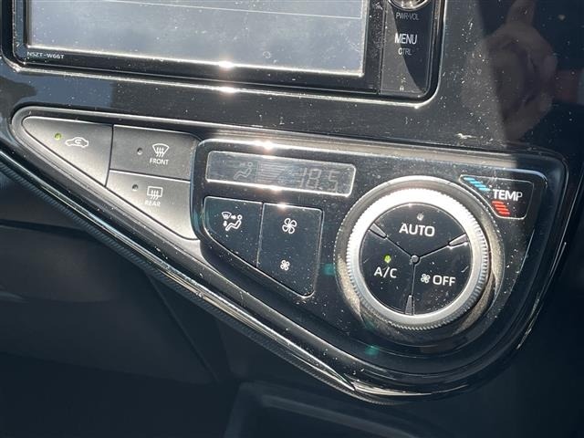 Toyota AQUA 2018 8274163-11