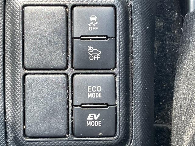 Toyota AQUA 2018 8274163-17